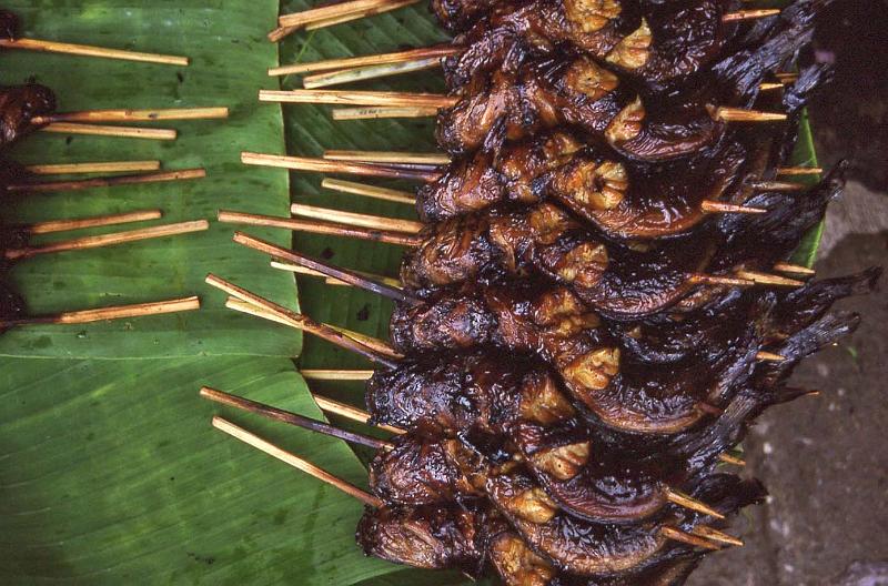 WT 0800 121-27 Thailand.jpg